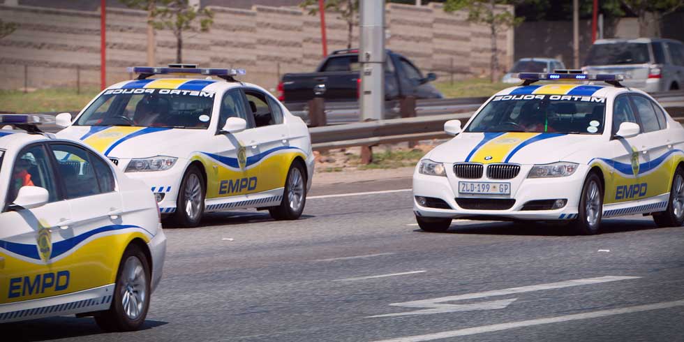 disobedience of traffic rules Below you will find links to traffic laws and driving rules in colorado -- including the online vehicle code, statutes on common traffic violations, and. disobedience of traffic rules Below you will find links to traffic laws and driving rules in colorado -- including the online vehicle code, statutes on common traffic violations, and.